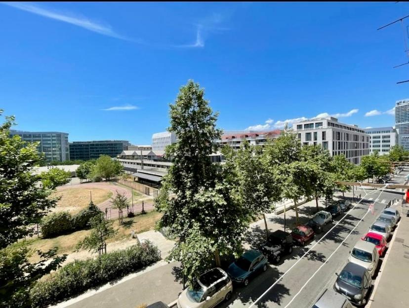 Lumineux 2 Pieces - Centre-Ville Climatise - Netflix Prime Canal - Bien Place Marseille Exterior photo